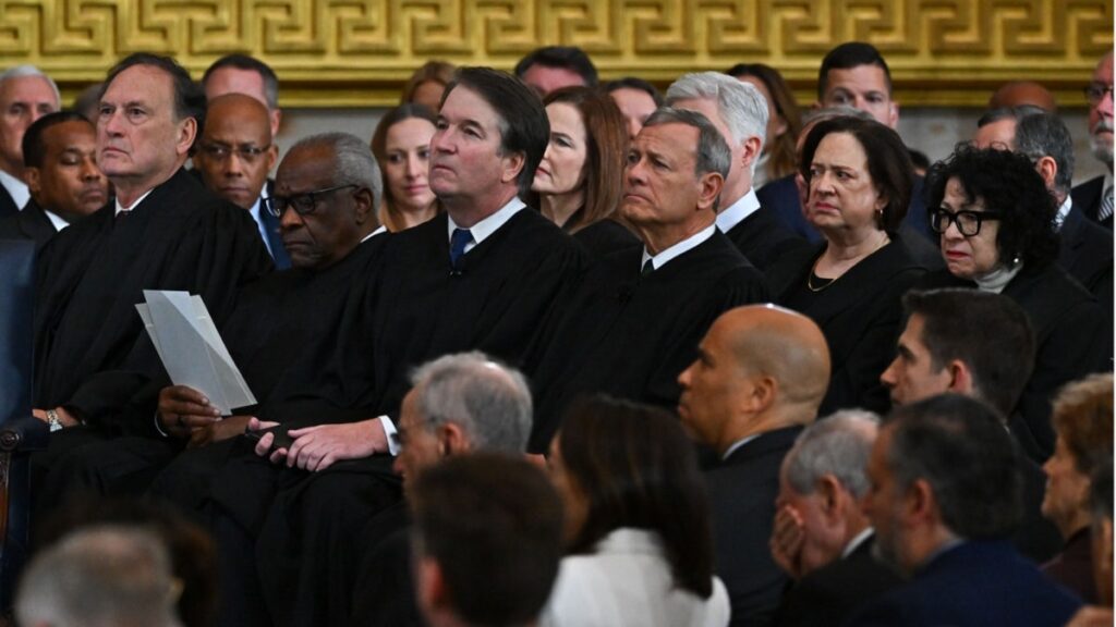 Harvard DHS Demand revives the conflict of interest of the Supreme Court's conflict of interest